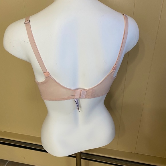 Victoria secret lined push up bra 34DD - Picture 4 of 6